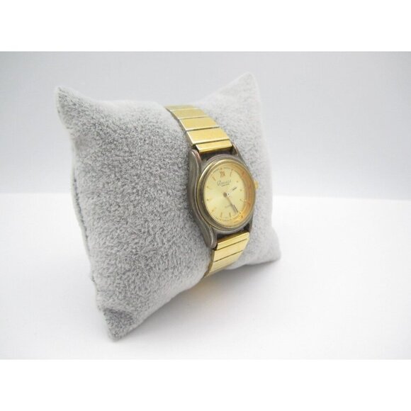 Vtg Women Regalle Swiss Quartz WR Analog 24mm Round Watch (H781) "New Battery" - Picture 6 of 10